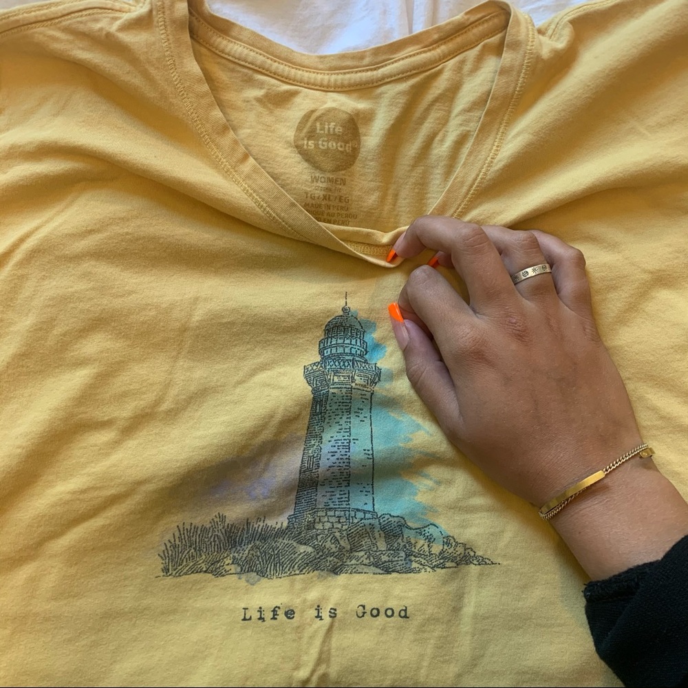 yellow Life is Good graphic